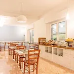 Costa 2*