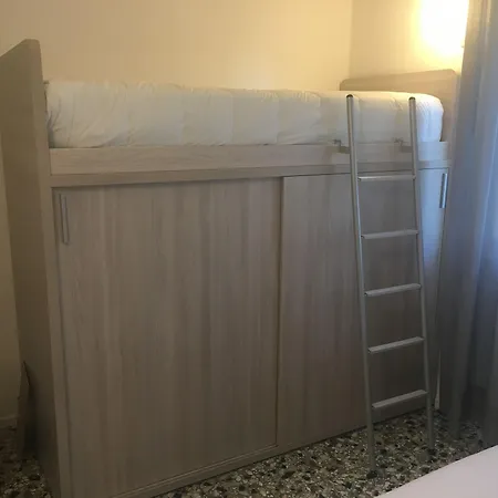 Costa Hotel