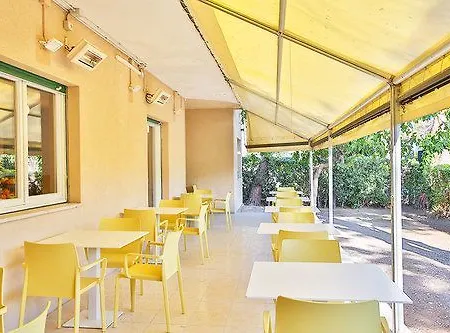 Costa 2*